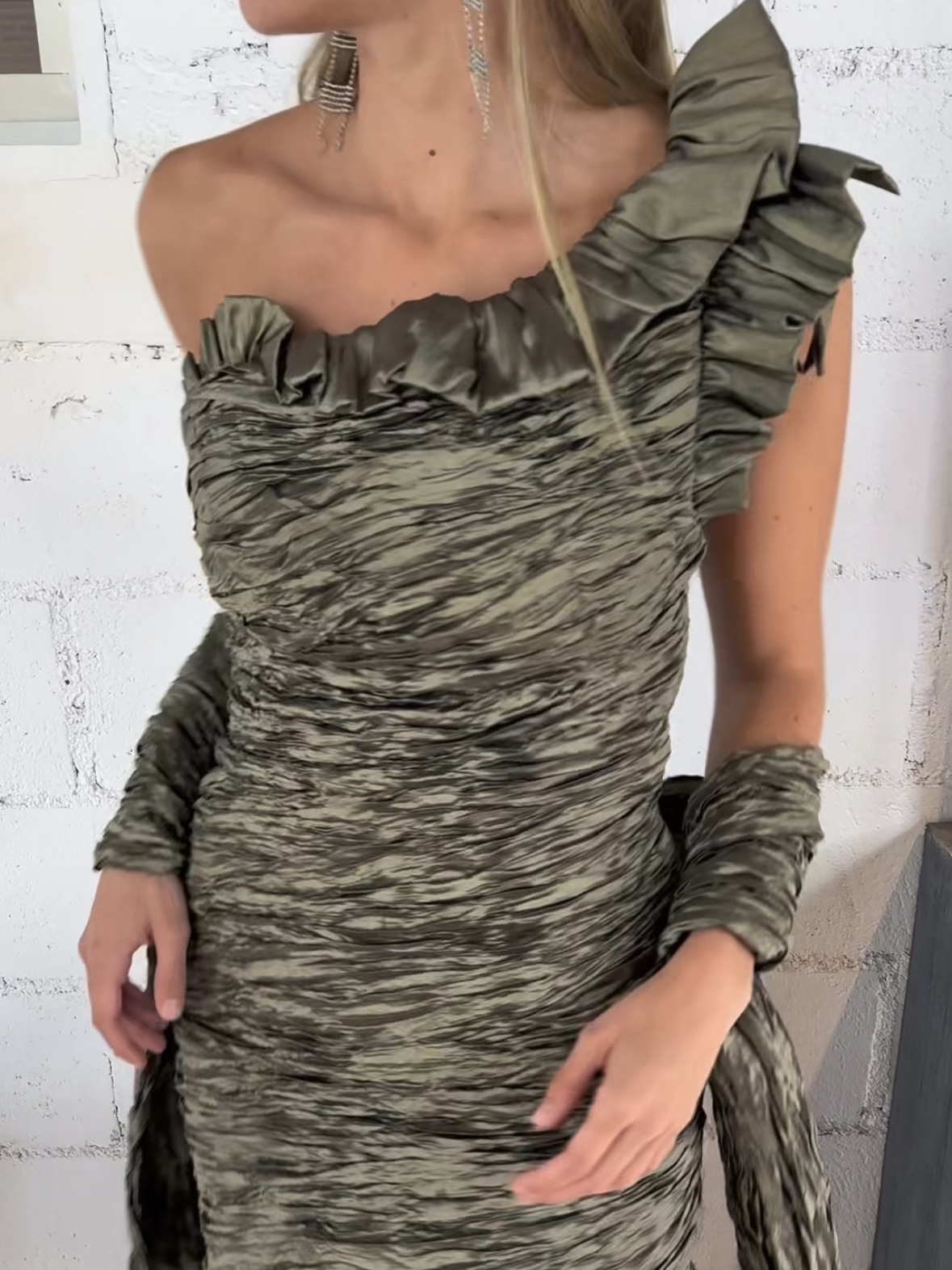 BE047363-B9F9-4907-AD7C-F6C04F2ABF8B